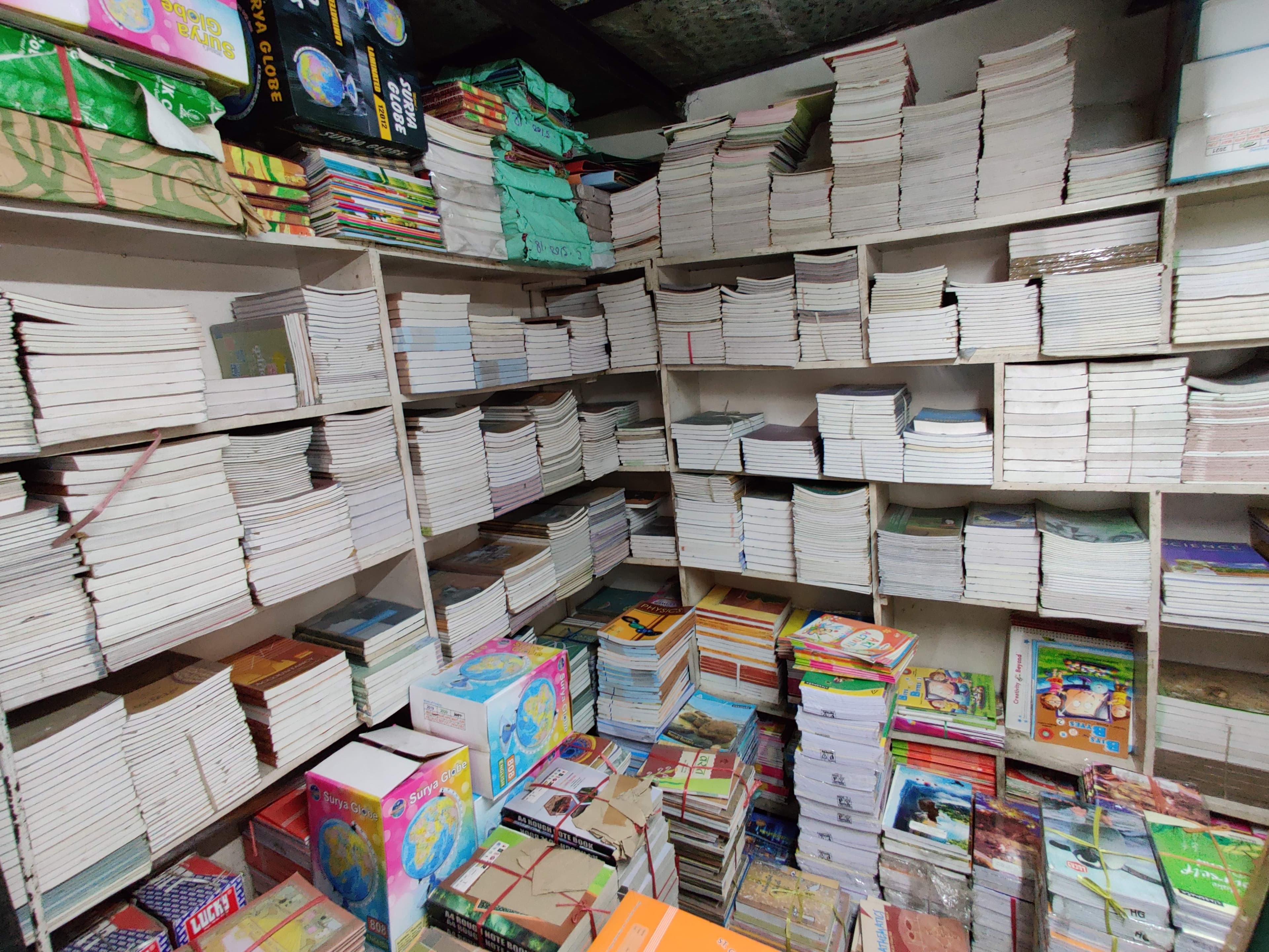 School bags and accessories